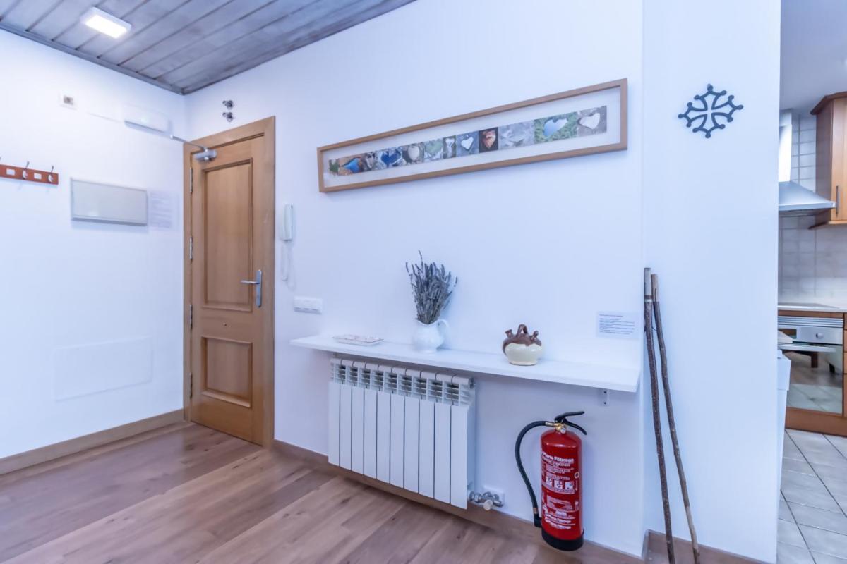 Apartamento San Fabian De Bossòst Eksteriør billede