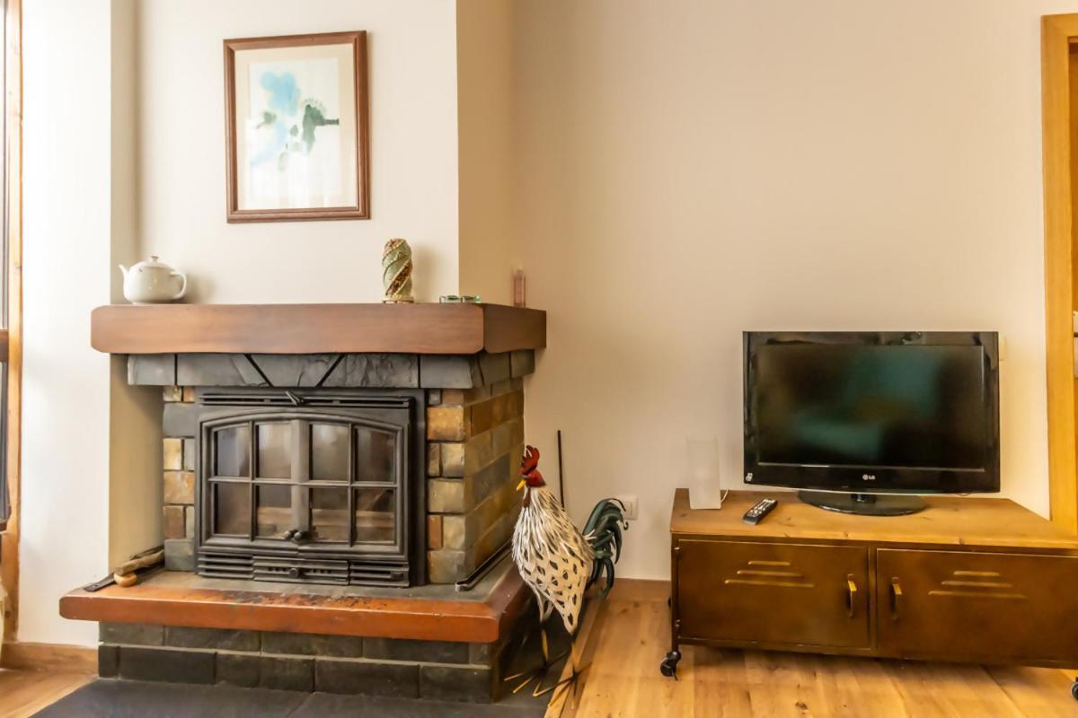 Apartamento San Fabian De Bossòst Eksteriør billede